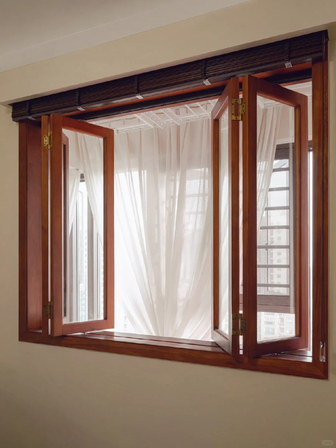Custom House Glass Folding Windows New Grill Design Custom Size Double Glazed Waterproof Metal Aluminum Window